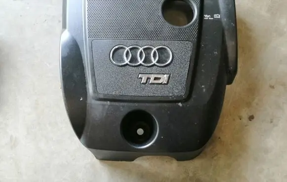 Audi A3 S3 8L Engine cover (trim)