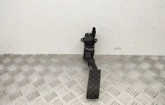 Audi A1 Accelerator throttle pedal 6C1721503B