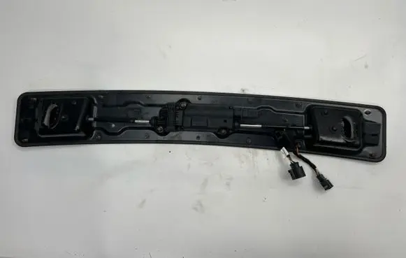 Audi E-tron GT Tailgate/trunk spoiler 9Y0858605E