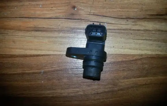 Mazda 3 I Crankshaft position sensor J5T30471