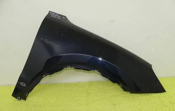 Porsche Cayenne (9Y0 9Y3) Fender 9Y0821106