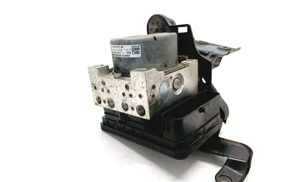 Volkswagen Touran III ABS Pump 5Q0614517BJ