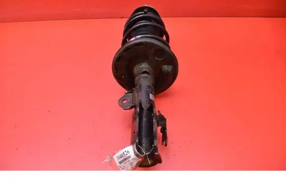 Toyota Auris E180 Front shock absorber/damper 