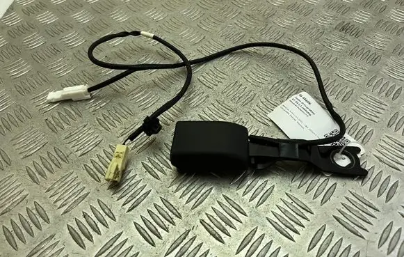 Mitsubishi Outlander Front seatbelt buckle 1096242