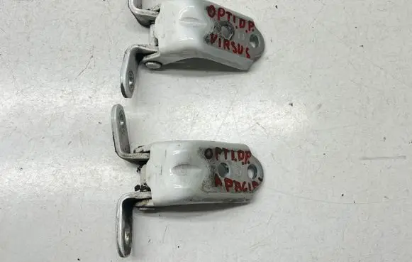 KIA Optima Front door hinge set 
