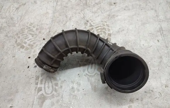 Volvo S60 Intercooler hose/pipe 08684148