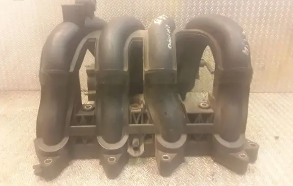 Mercedes-Benz Vaneo W414 Intake manifold 1661410401 A1661410401