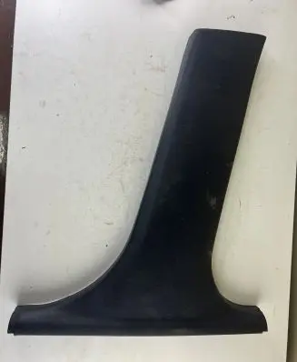 BMW 3 E46 (B) pillar trim (bottom) 8198682