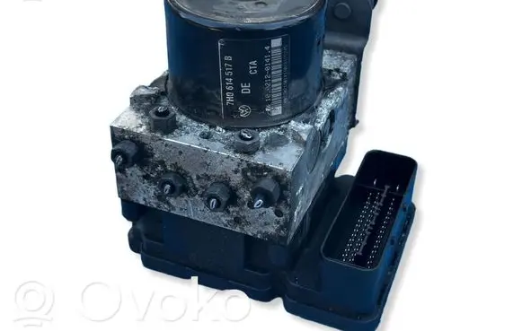Volkswagen Transporter - Caravelle T5 ABS Pump 7H0614517B 7H0907379R