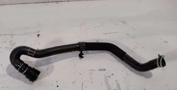 Volkswagen Golf VII Engine coolant pipe/hose 5Q0820507M