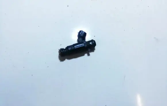 Hyundai Getz Fuel injector 3531022600 9260930006
