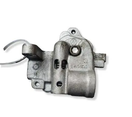 Volkswagen Golf VI Oil pump 03G115105C