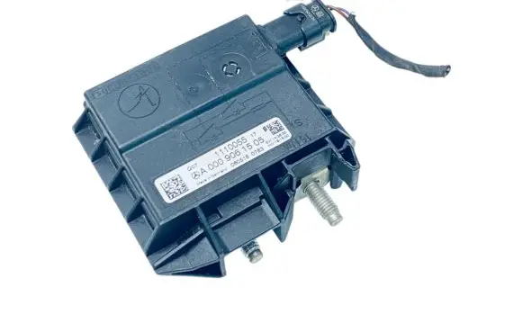 Mercedes-Benz GLC C253 Battery relay fuse A0009061505