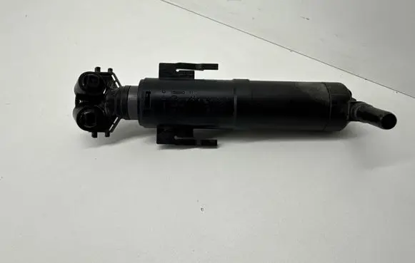BMW X1 E84 Headlight washer spray nozzle 2990155