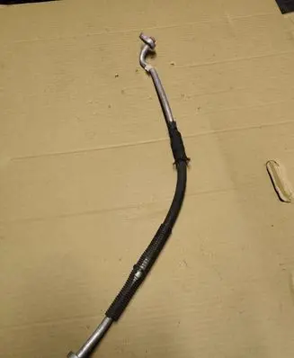 Chrysler PT Cruiser Air conditioning (A/C) pipe/hose 
