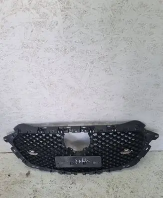 Mazda 2 Front grill dhm1-50719