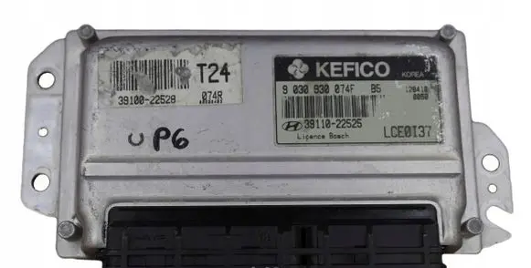 Hyundai Accent Engine control unit/module 9030930074F