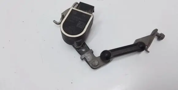 BMW 7 F01 F02 F03 F04 Headlight/headlamp level sensor 6860843