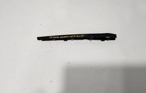 Polestar 4 Front door rubber seal 80008130 8893686620