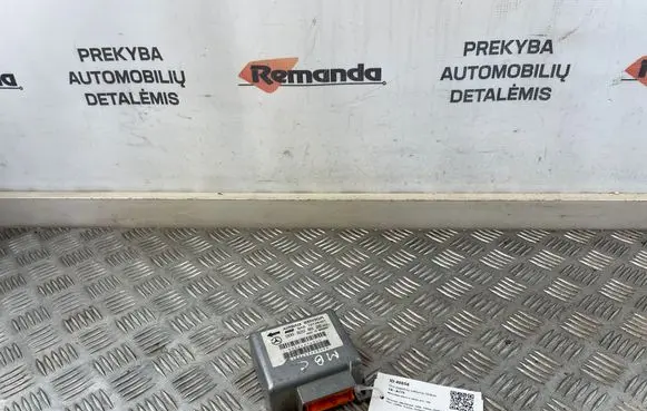 Mercedes-Benz C W202 Airbag control unit/module 0008208026