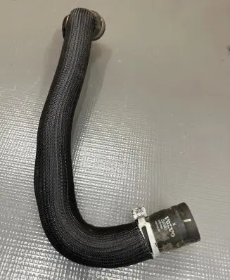 Volvo XC60 Engine coolant pipe/hose 31474863