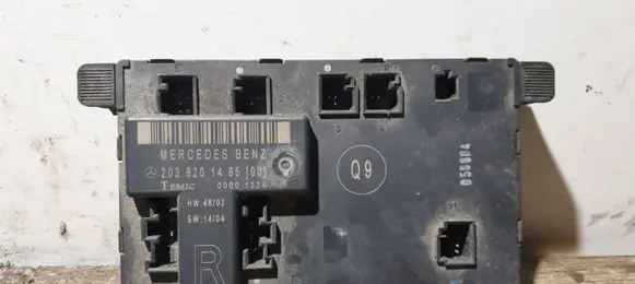 Mercedes-Benz C W203 Door control unit/module 2038201485