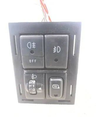 Suzuki XL7 I Light switch