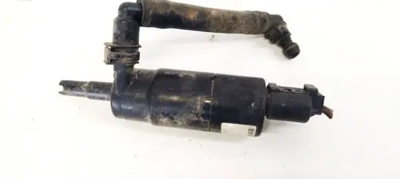 BMW 7 E65 E66 Headlight washer pump 837743003 8377430-03