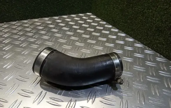 Ford Tourneo Custom Intercooler hose/pipe