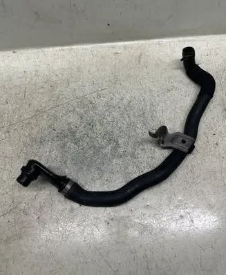Mercedes-Benz C W204 Engine coolant pipe/hose
