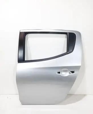 Mitsubishi L200 Rear door