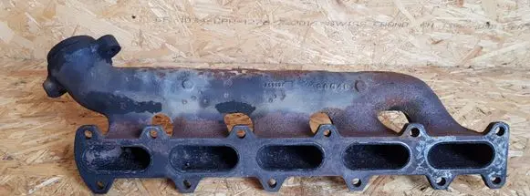Mercedes-Benz E W124 Exhaust manifold 6051420801