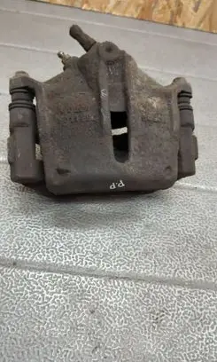 Ford Mondeo Mk III Front brake caliper