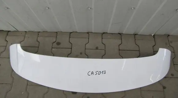 Tailgate/trunk spoiler