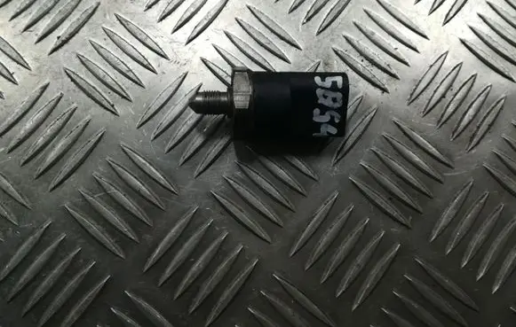 Volkswagen PASSAT B6 Sensor 0261545008 000808