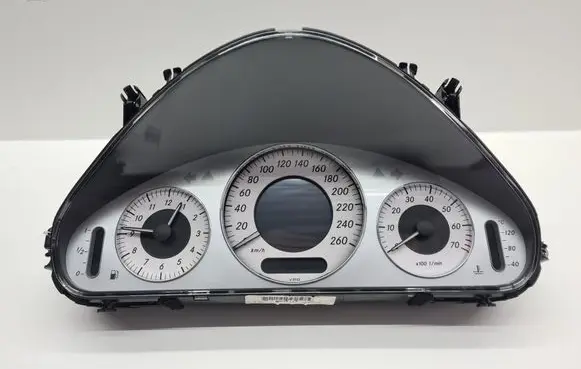 Mercedes-Benz E W211 Speedometer (instrument cluster) A2115405448