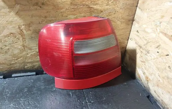 Audi A4 S4 B5 8D Rear/tail lights 8D0945095D