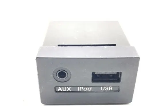 Hyundai i30 USB socket connector 96120-2R000