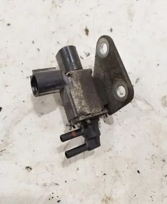 Mitsubishi Lancer X Turbo solenoid valve K5T46494