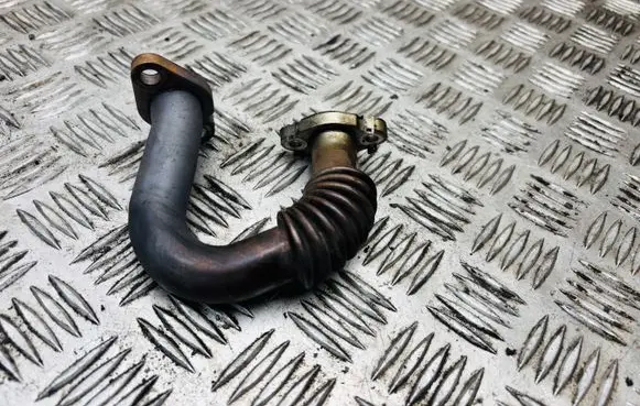 Volkswagen Golf Plus EGR valve line/pipe/hose 