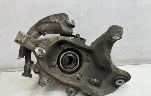 Mercedes-Benz E W213 Rear wheel hub A2133572500