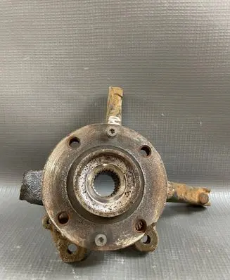 Peugeot 208 II Front wheel hub