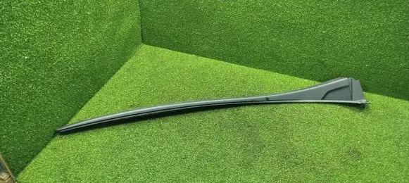 Renault Trafic III (X82) Windshield trim 727618104R