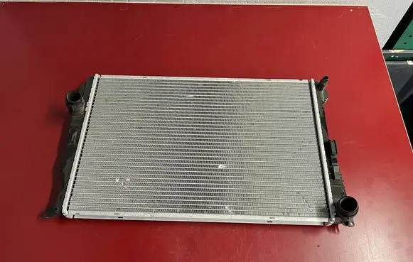 BMW X3 F25 Coolant radiator 8623369 17118623369