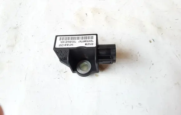 Honda CR-V Airbag deployment crash/impact sensor 5WK43786 77970SWAE113M4