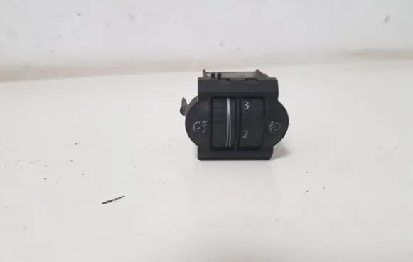 Volkswagen Golf V Headlight level height control switch 1K0941333