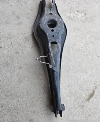 Volkswagen Tiguan Rear upper control arm/wishbone 5QN505311 A3142018