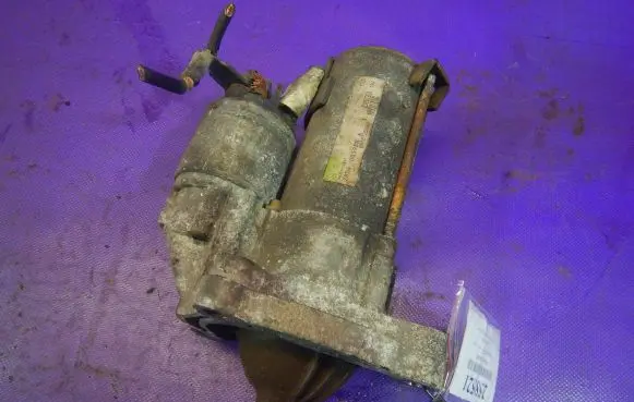 Peugeot 206 Starter motor 9618725080