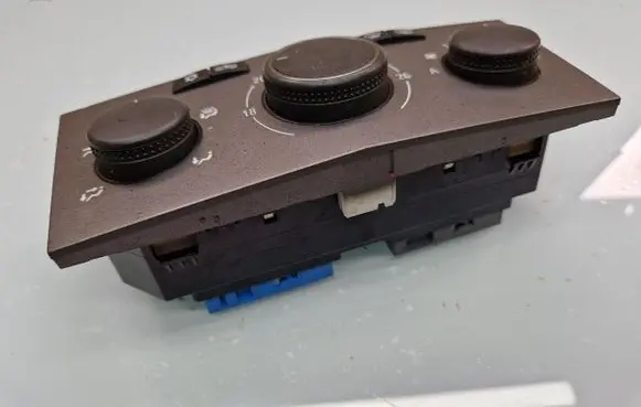Opel Zafira B Climate control unit 13247812 9015130940000