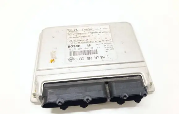 Audi A4 S4 B5 8D Engine control unit/module 8D0907557T 0261204184